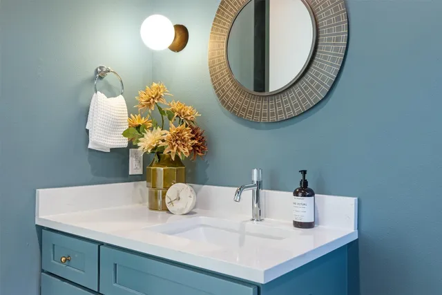 $550,000 | 1309 Deupree Drive, Austin, TX 78753