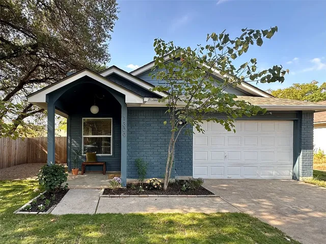 $550,000 | 1309 Deupree Drive, Austin, TX 78753