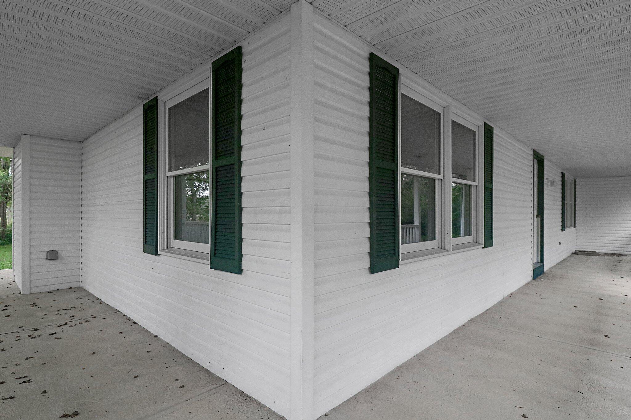 2065 Pollock Road Delaware, OH 43015 - Photo 6 of 49 Gallery Image 6