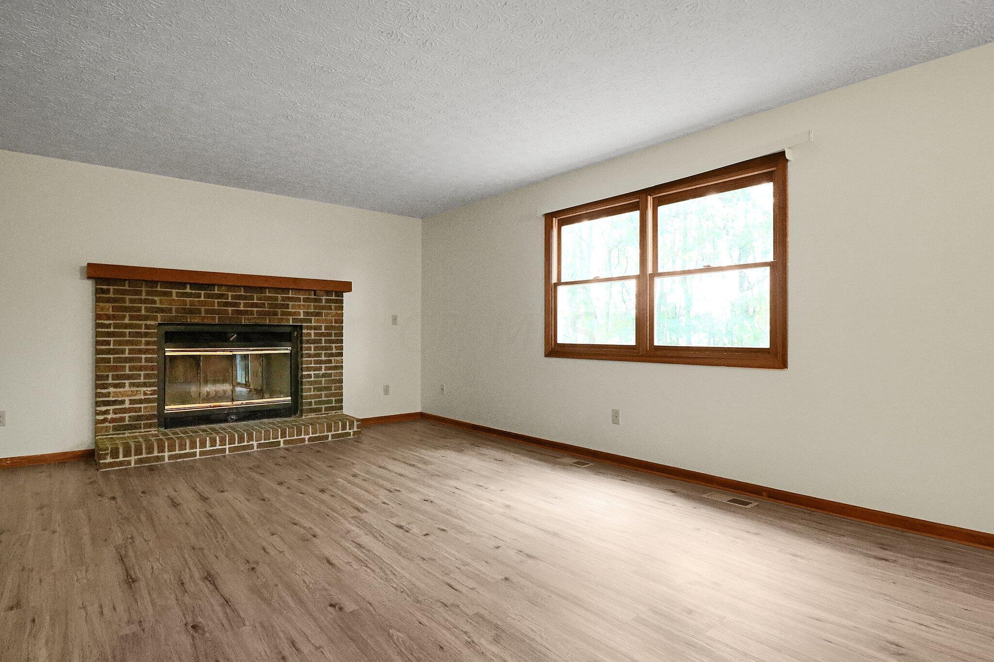 2065 Pollock Road Delaware, OH 43015 - Photo 9 of 49 Gallery Image 9