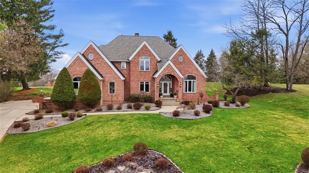 109 Brookside Lane Coraopolis, PA 15108 - Photo 1 of 50 a front view of a house with garden