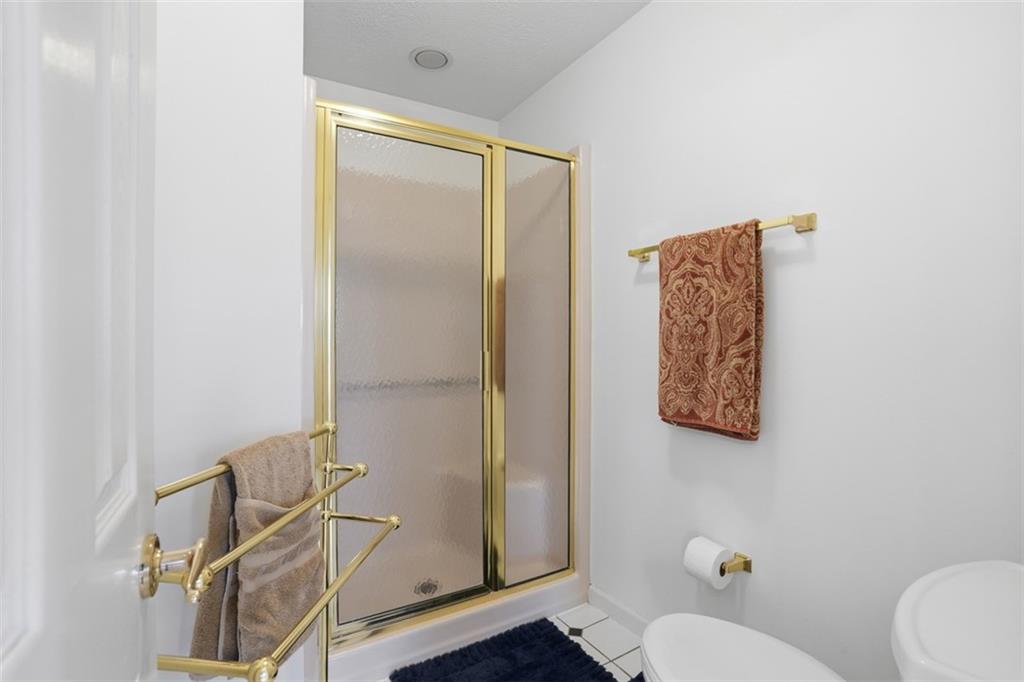 109 Brookside Lane Coraopolis, PA 15108 - Photo 30 of 50 a bathroom with a shower curtain