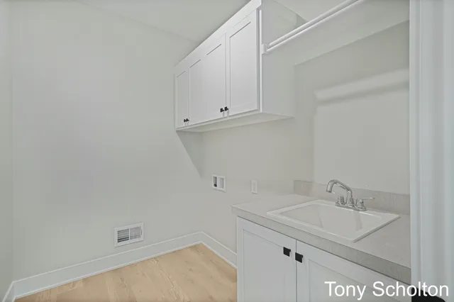 $586,200 | 5184 Blendon Mdw Circle, Unit 47, Hudsonville, MI 49426