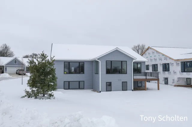 $586,200 | 5184 Blendon Mdw Circle, Unit 47, Hudsonville, MI 49426