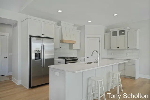 $586,200 | 5184 Blendon Mdw Circle, Unit 47, Hudsonville, MI 49426