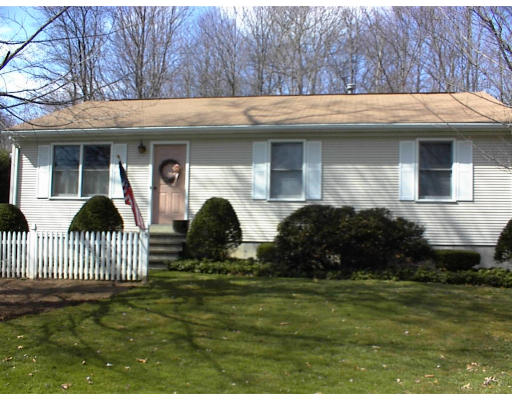40 Wands Street Springfield, MA 01118 - Photo 1 of 6 Gallery Image 1