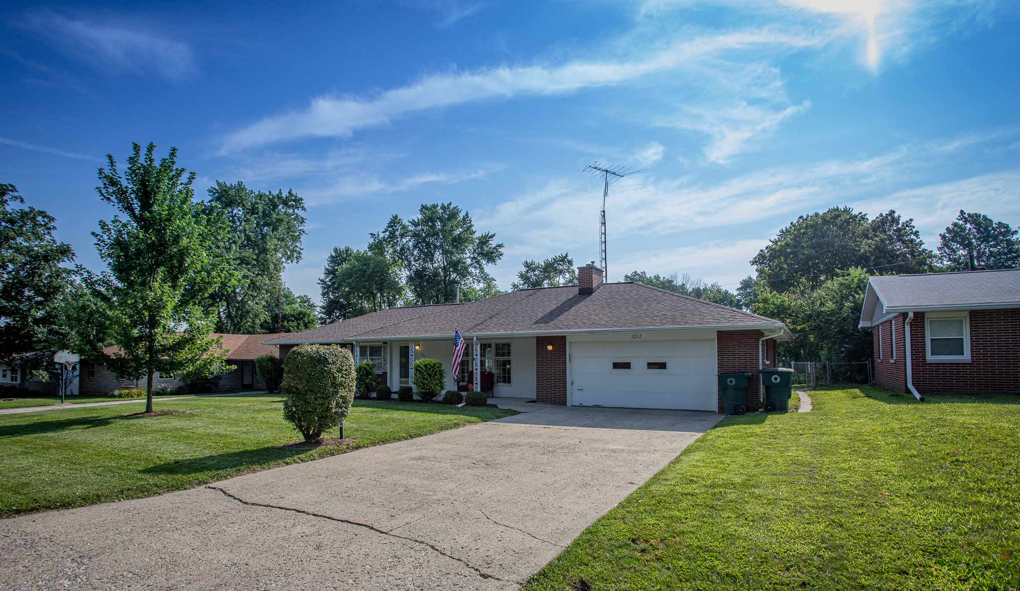 1212 North Winthrop Road Muncie, IN 47304 - Photo 1 of 22 Gallery Image 1