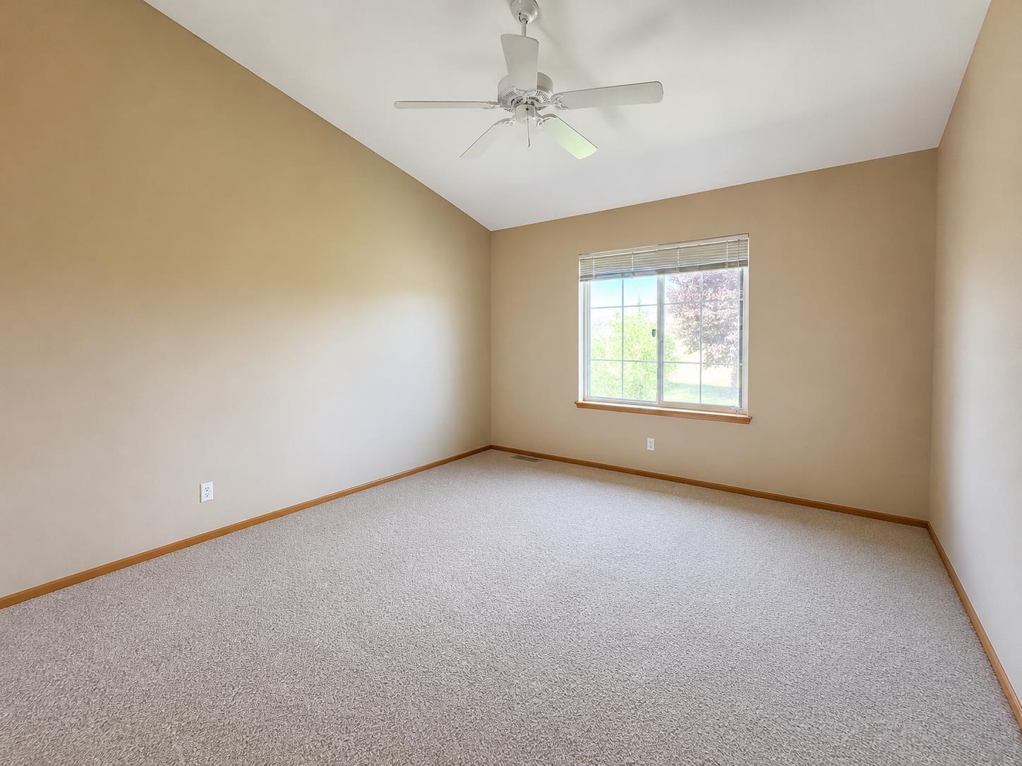 809-811 Vista Ridge Drive Mount Horeb, WI 53572 - Photo 16 of 76