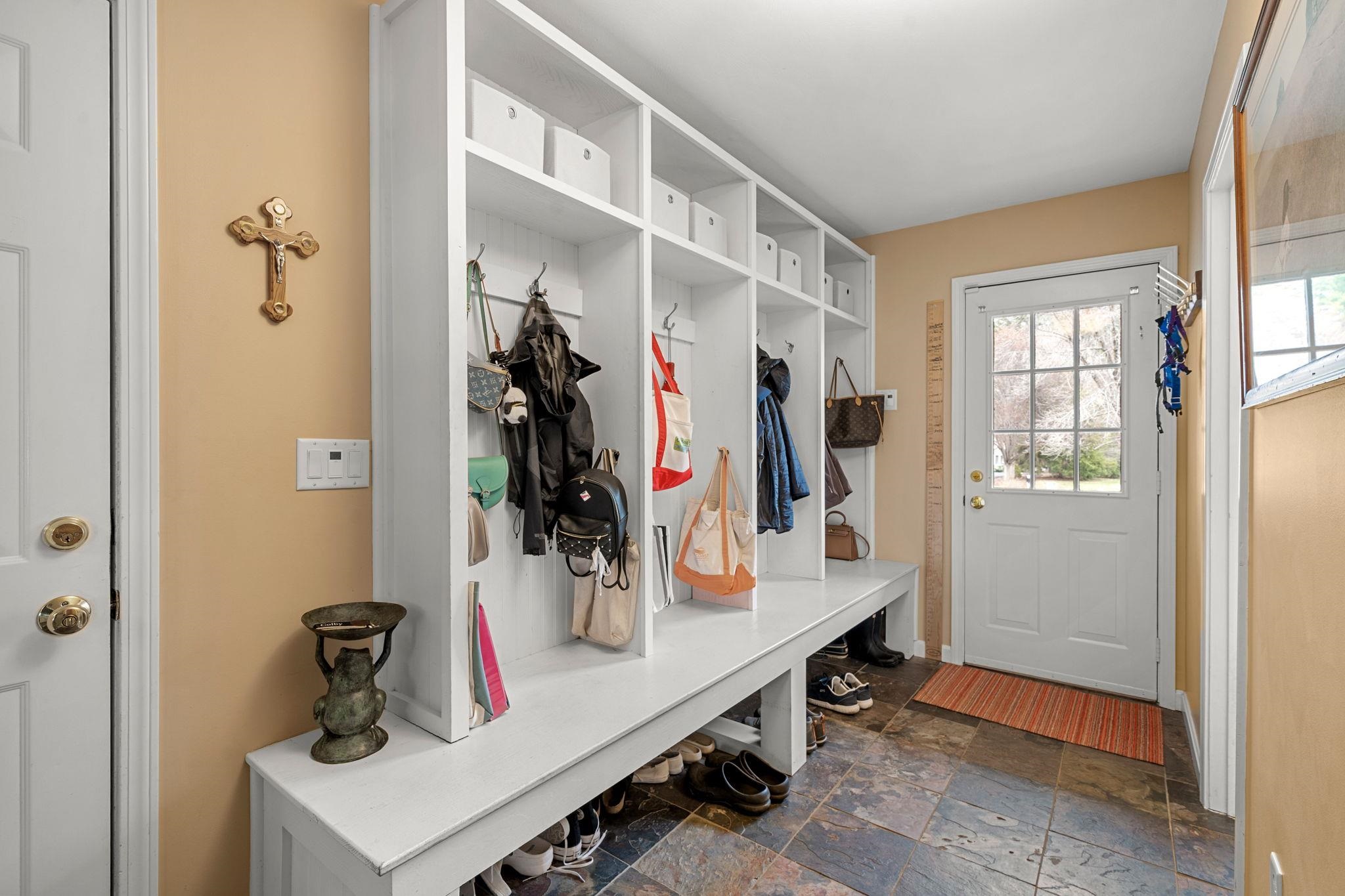 15 Wright Acres Road Bedford, NH 03110 - Photo 23 of 61