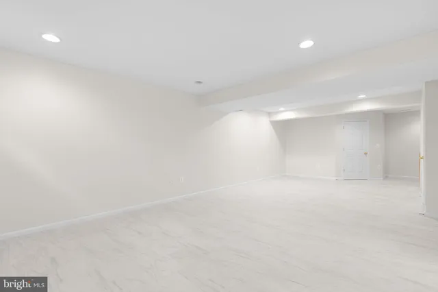 $3,200 | 17575 Deweys Run Lane, Dumfries, VA 22026