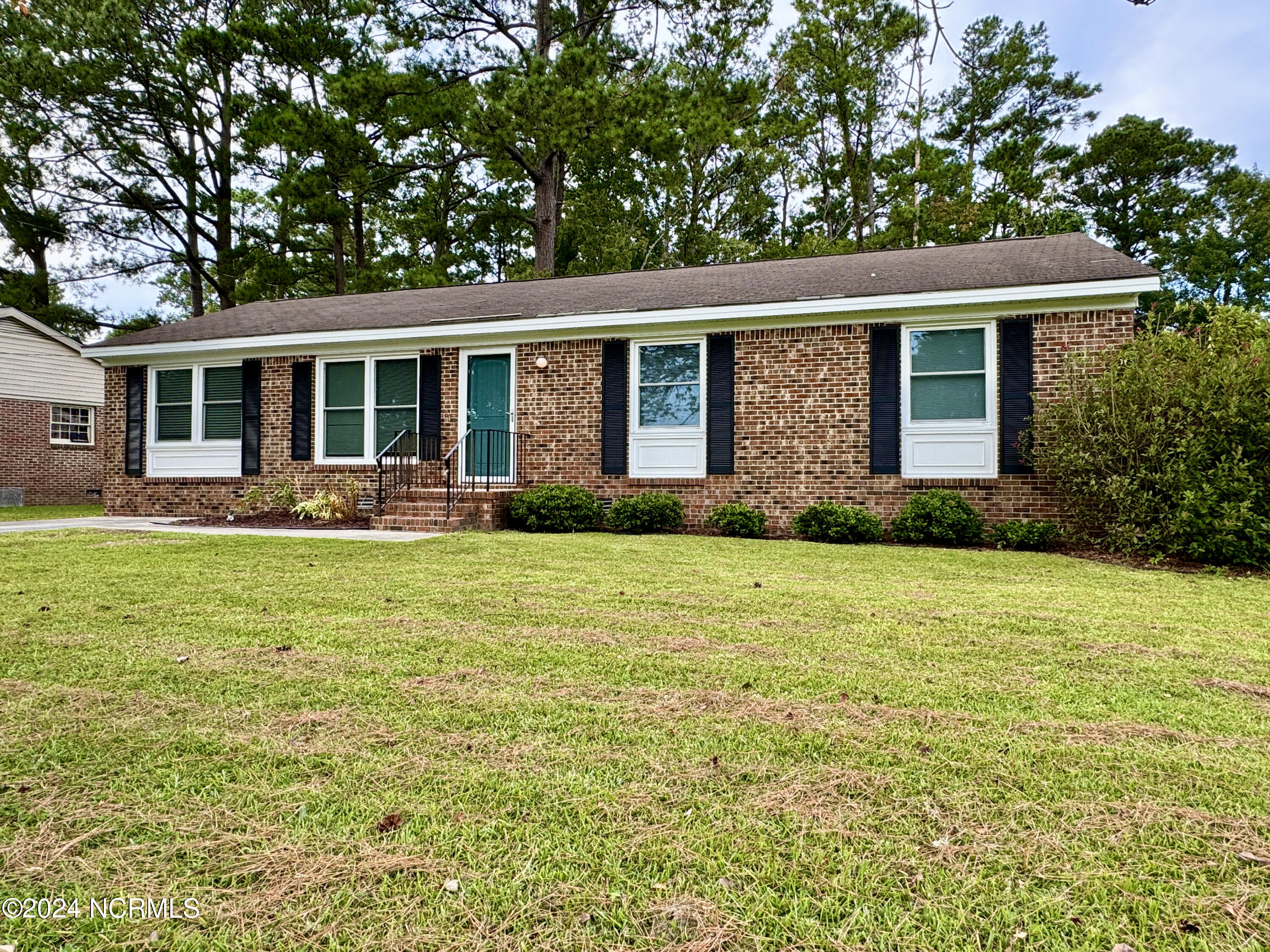 219 Stratford Road Havelock, NC 28532 - Photo 3 of 22