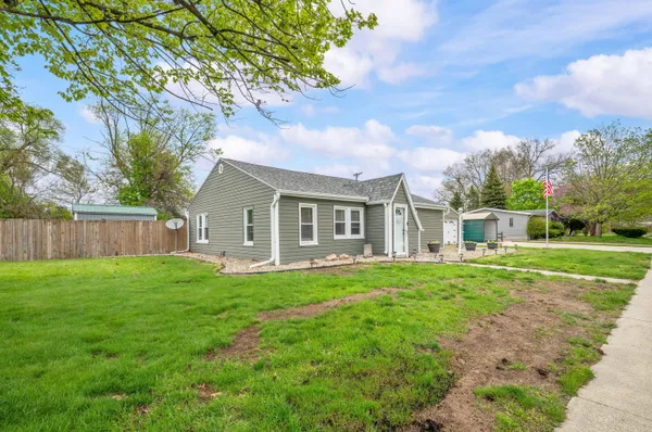 $239,900 | 315 Dunham Avenue, St. Joseph, MI 49085