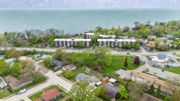 $239,900 | 315 Dunham Avenue, St. Joseph, MI 49085