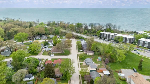 $239,900 | 315 Dunham Avenue, St. Joseph, MI 49085
