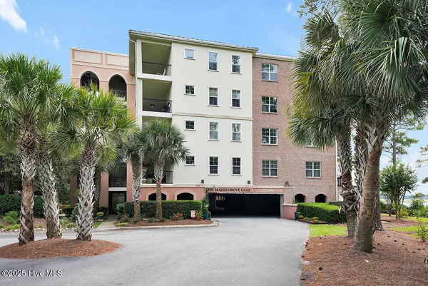 $399,000 | 2100 Marsh Grove Lane, Unit 2304, Southport, NC 28461