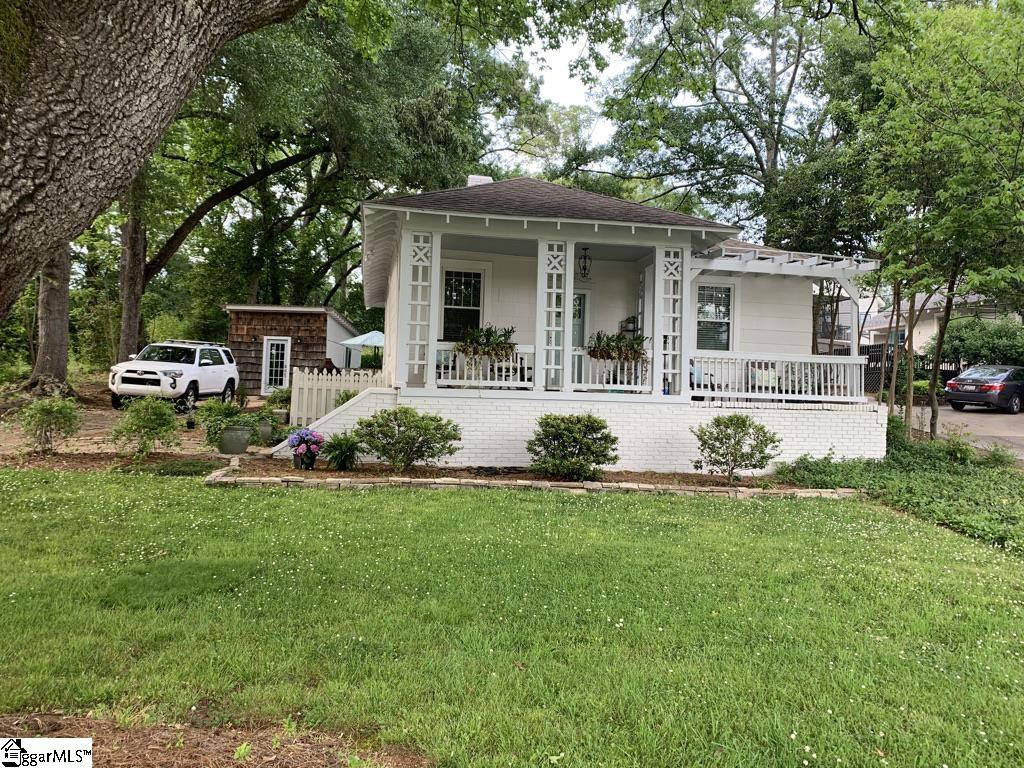 417 Overbrook Road Greenville, SC 29607 - Photo 1 of 10