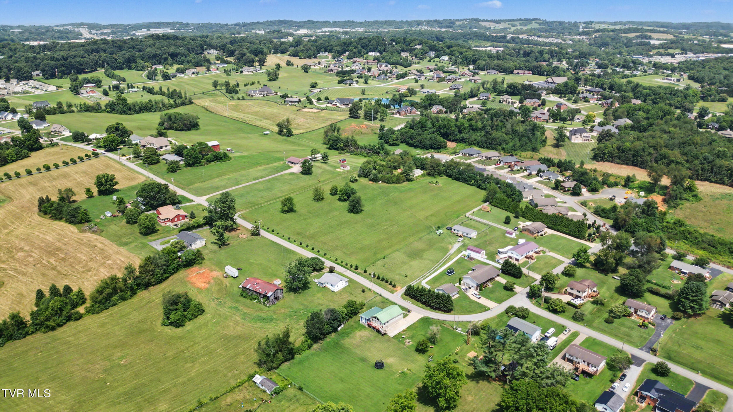477 New Hope Road, Unit 58 Greeneville, TN 37745 - Photo 12 of 16 8_dji_0875