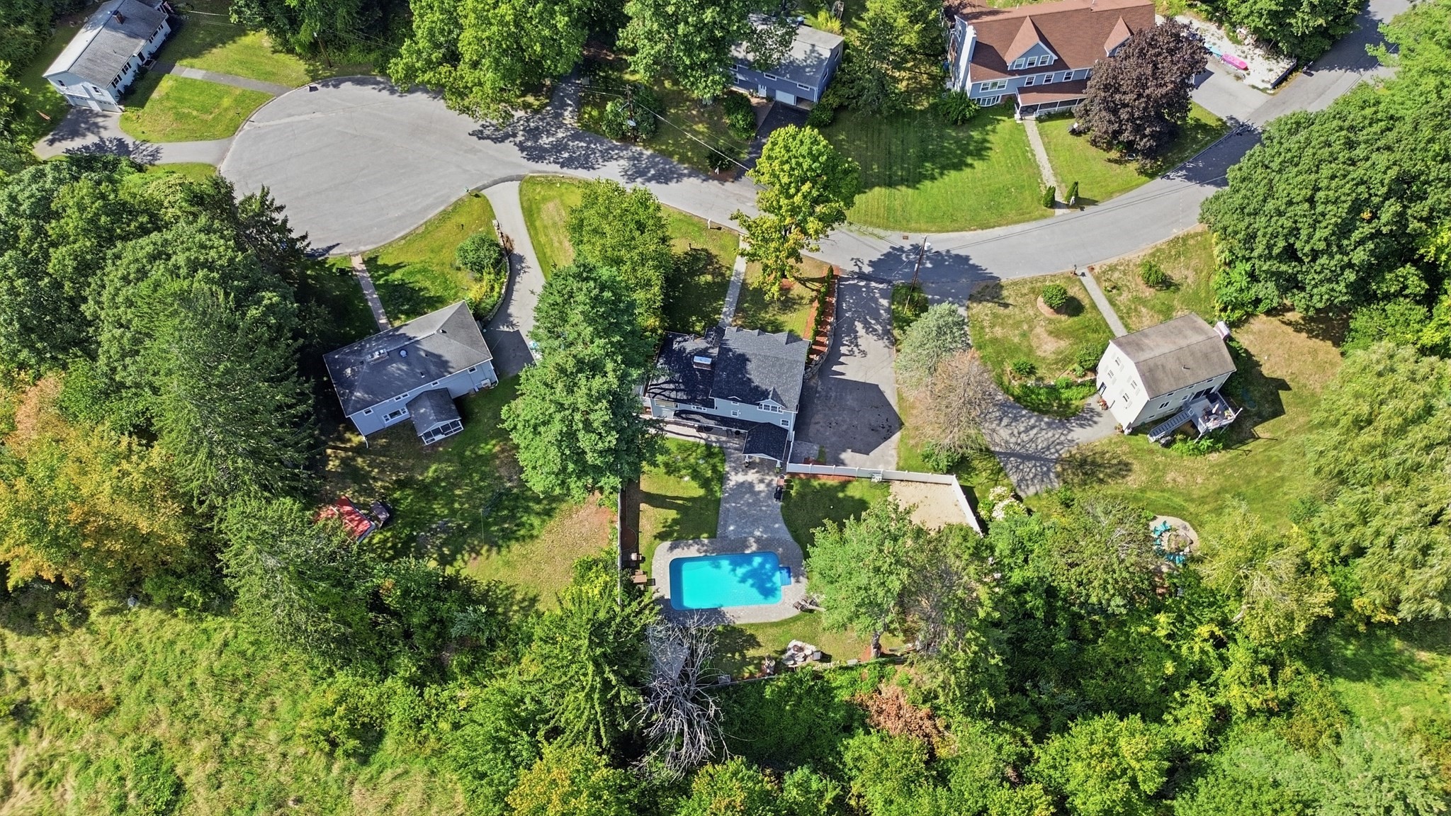 20 Cherokee Road Acton, MA 01720 - Photo 5 of 40 Gallery Image 5