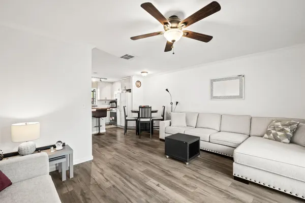 $315,000 | 4291 Patterson Drive, Unit 17, Diamond Springs, CA 95619