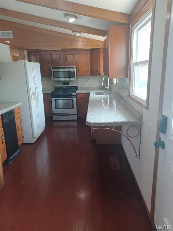 7910 South Rock Hill Road St. Louis, MO 63123 - Photo 5 of 16