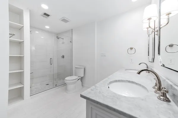 $4,000 | 727 Bunker Hill Road, Unit 104, Houston, TX 77024