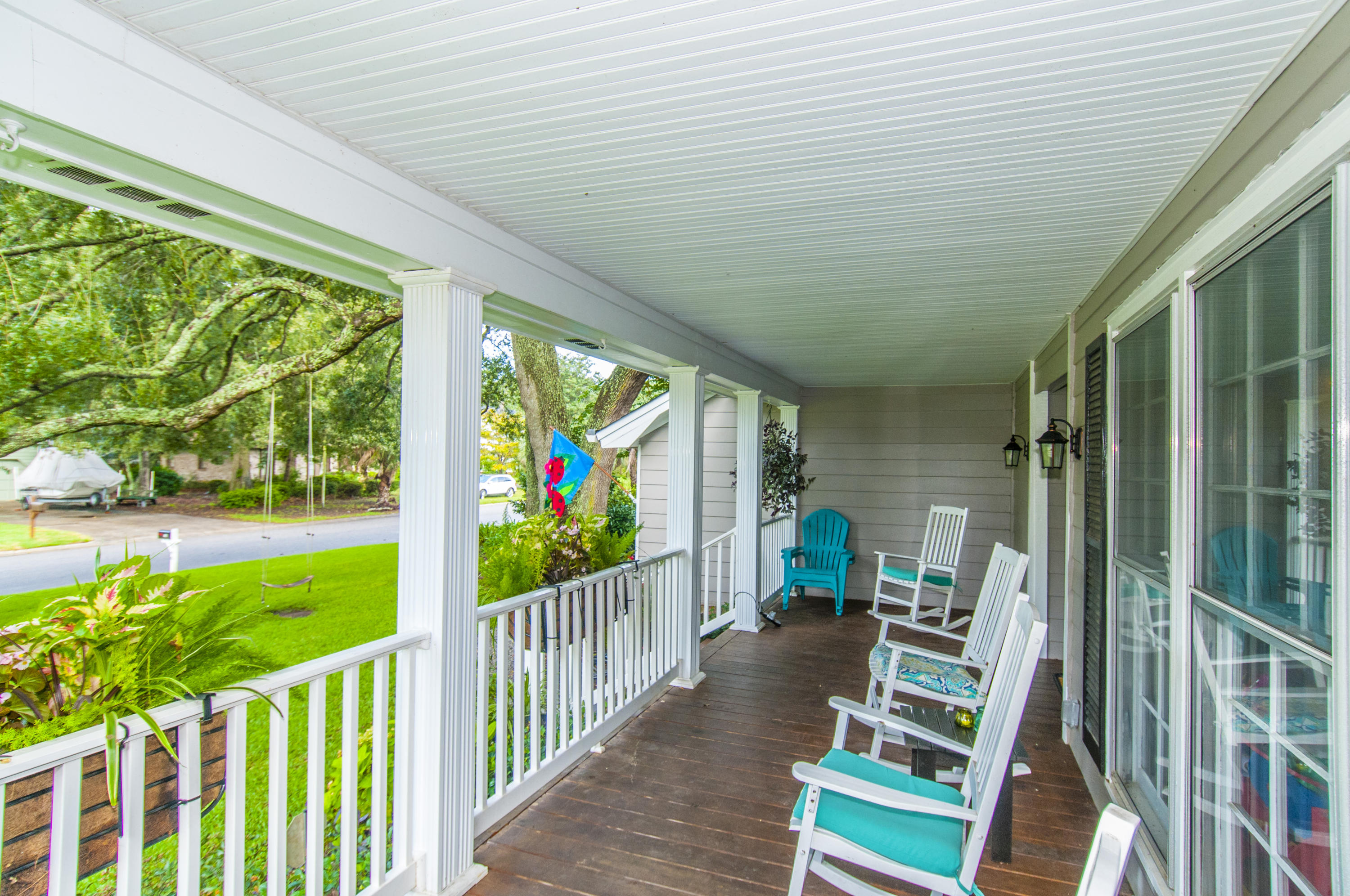 946 Regatta Road James Island, SC 29412 - Photo 4 of 32 _DSC5851