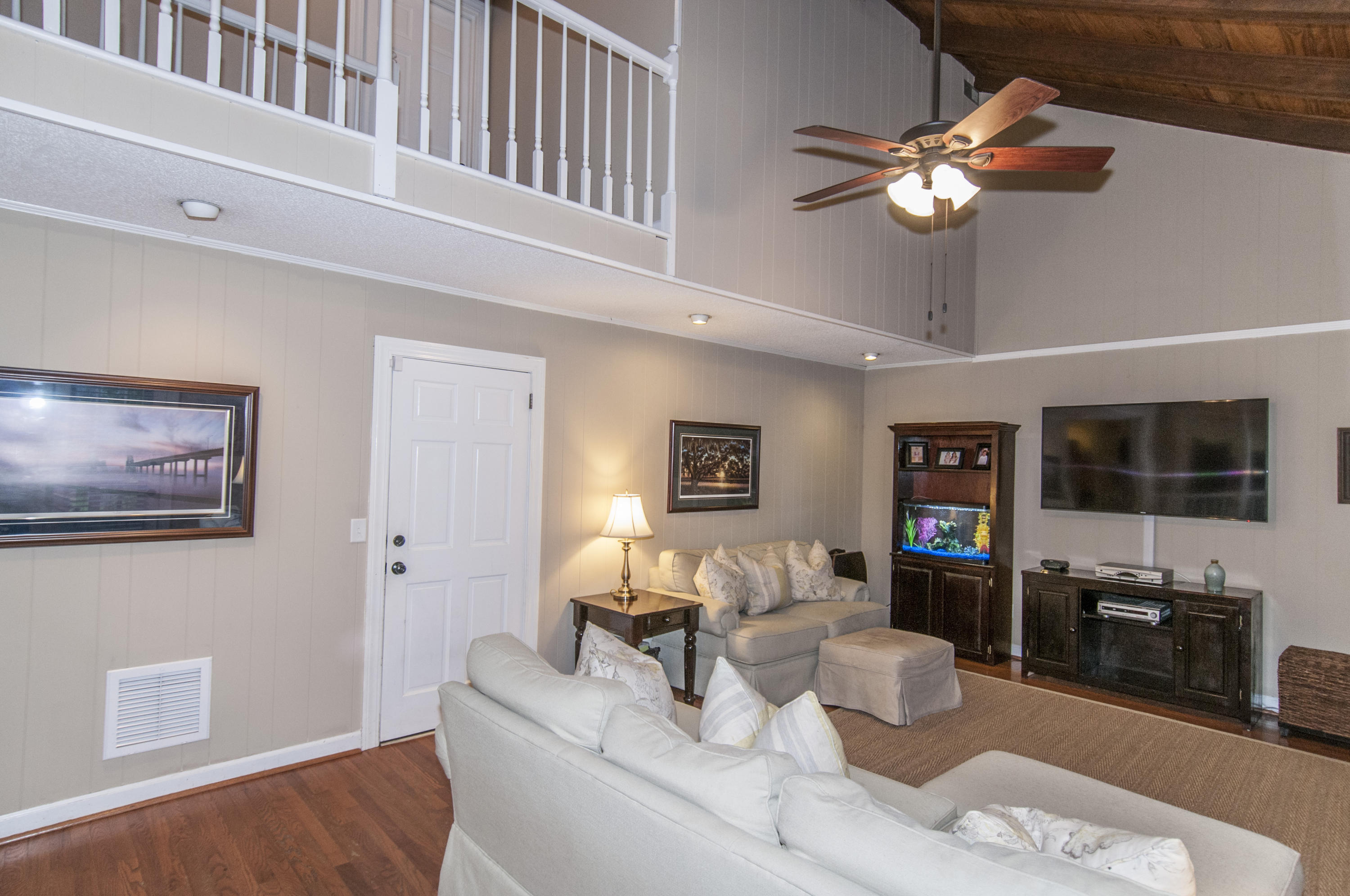 946 Regatta Road James Island, SC 29412 - Photo 10 of 32 _DSC5866