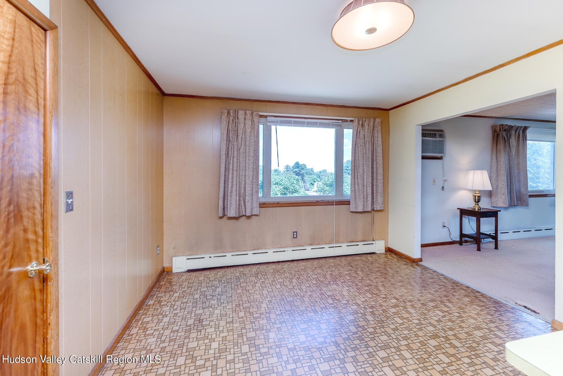 124 Half Moon Road Highland, NY 12528 - Photo 11 of 29 Image-17