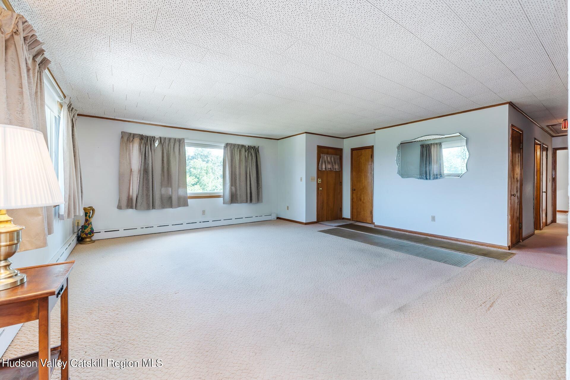 124 Half Moon Road Highland, NY 12528 - Photo 3 of 29 Image-12