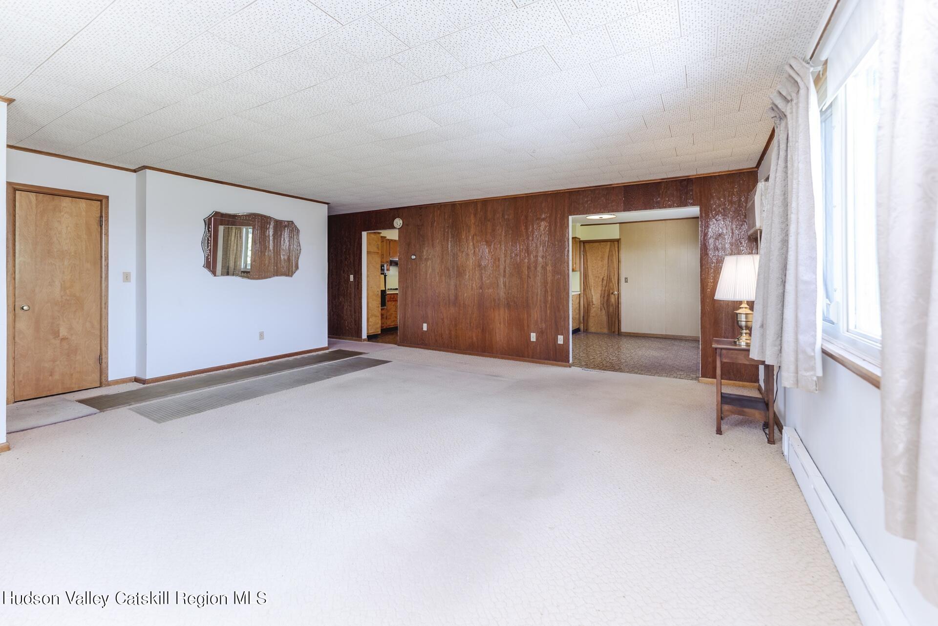 124 Half Moon Road Highland, NY 12528 - Photo 5 of 29 Image-14