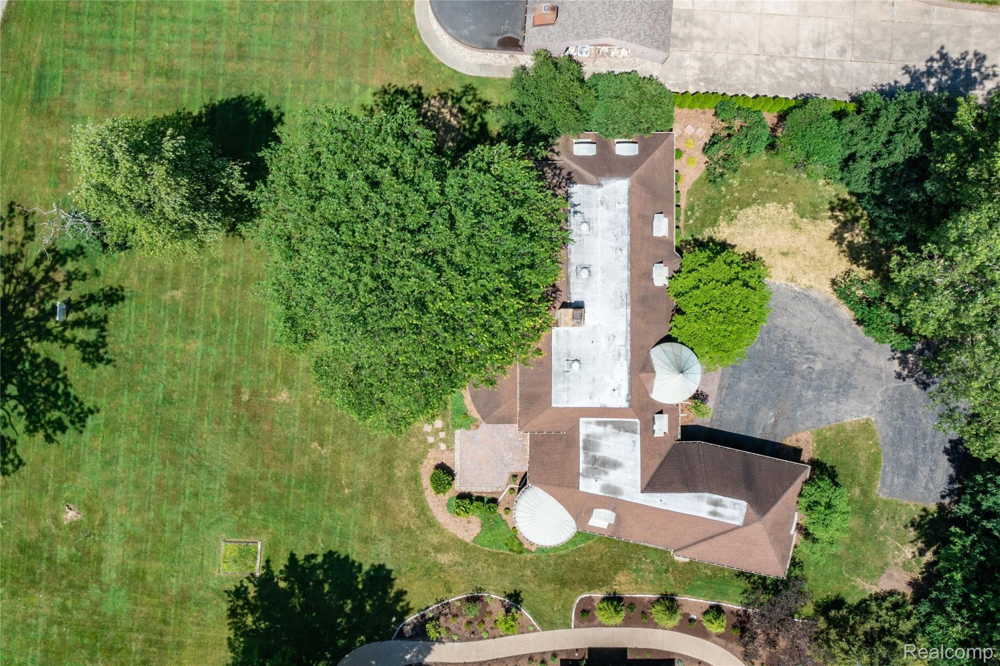 25728 Meridian Road Grosse Ile, MI 48138 - Photo 46 of 49 Aerial View of 25728 Meridian, Grosse Ile