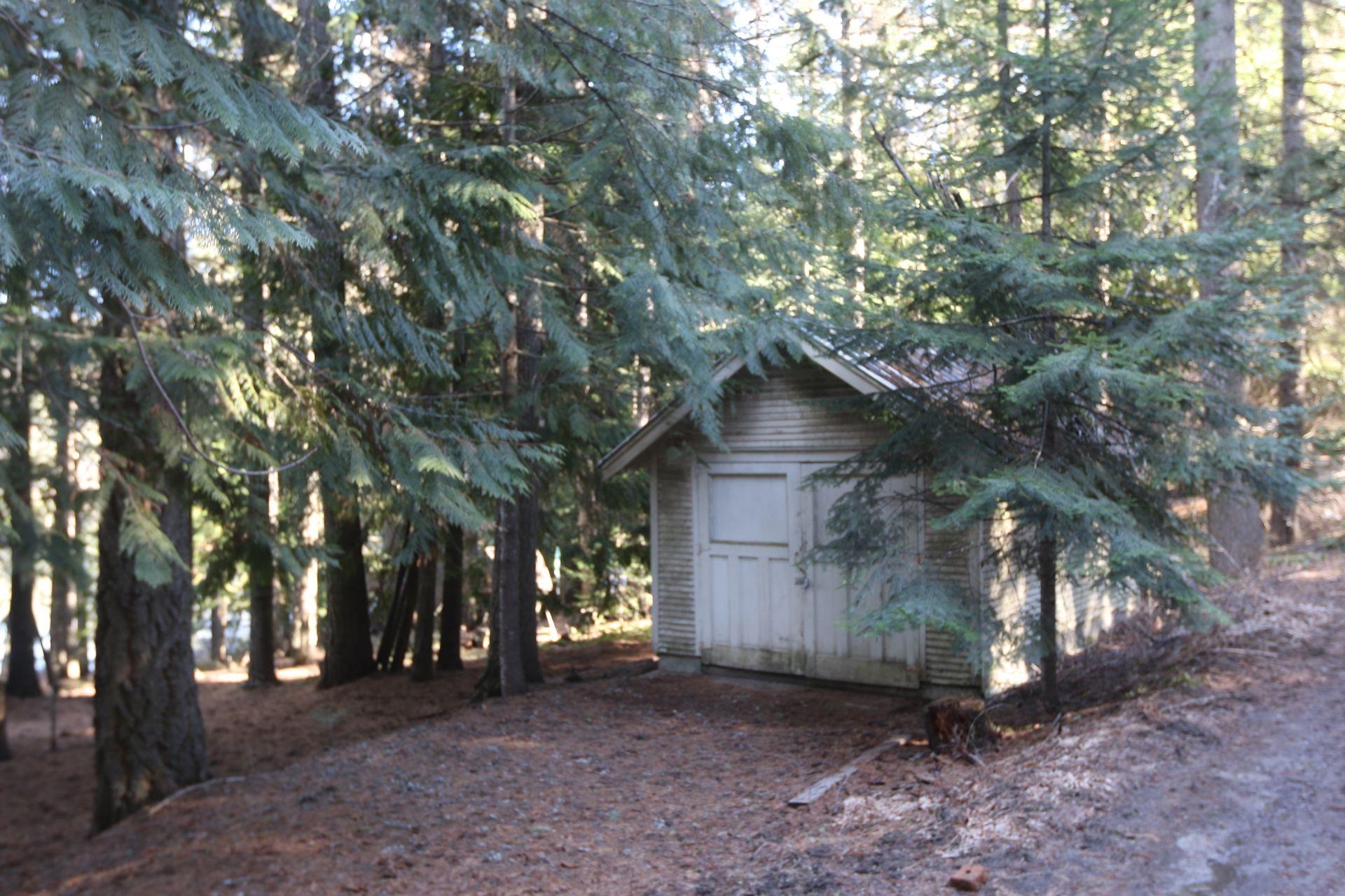 481 Davis Lake Road Usk, WA 99180 - Photo 6 of 26