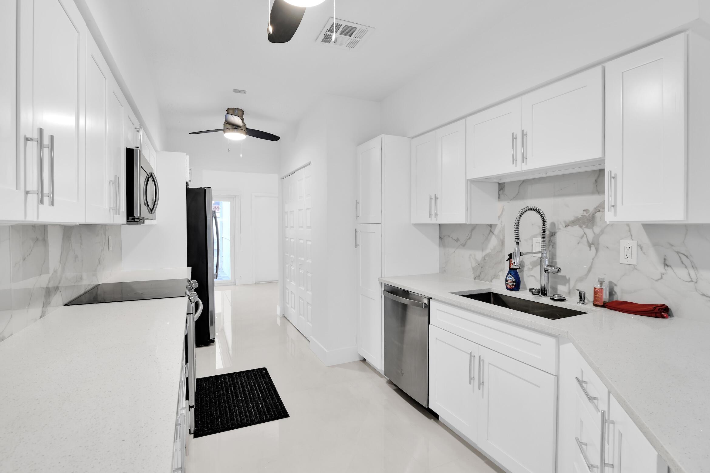 8608 Vía Giula Boca Raton, FL 33496 - Photo 28 of 60 8608 Via Giula, Boca Raton -35