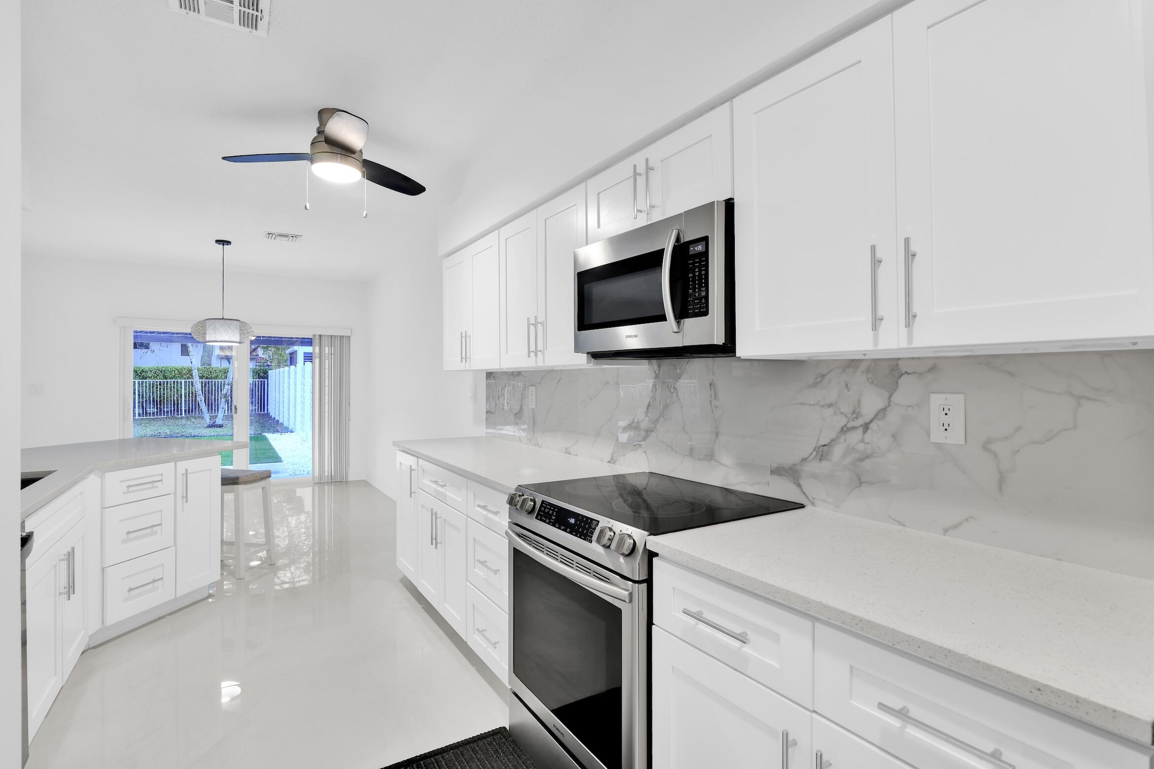 8608 Vía Giula Boca Raton, FL 33496 - Photo 29 of 60 8608 Via Giula, Boca Raton -36