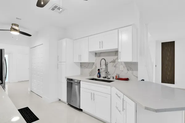 $4,950 | 8608 VÃa Giula, Boca Raton, FL 33496