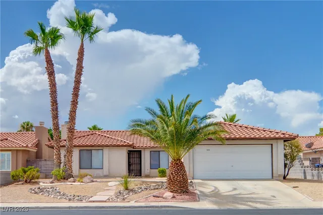 $1,750 | 389 Newbury Court, Henderson, NV 89015