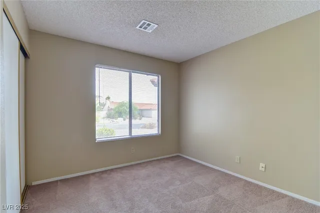 $1,750 | 389 Newbury Court, Henderson, NV 89015