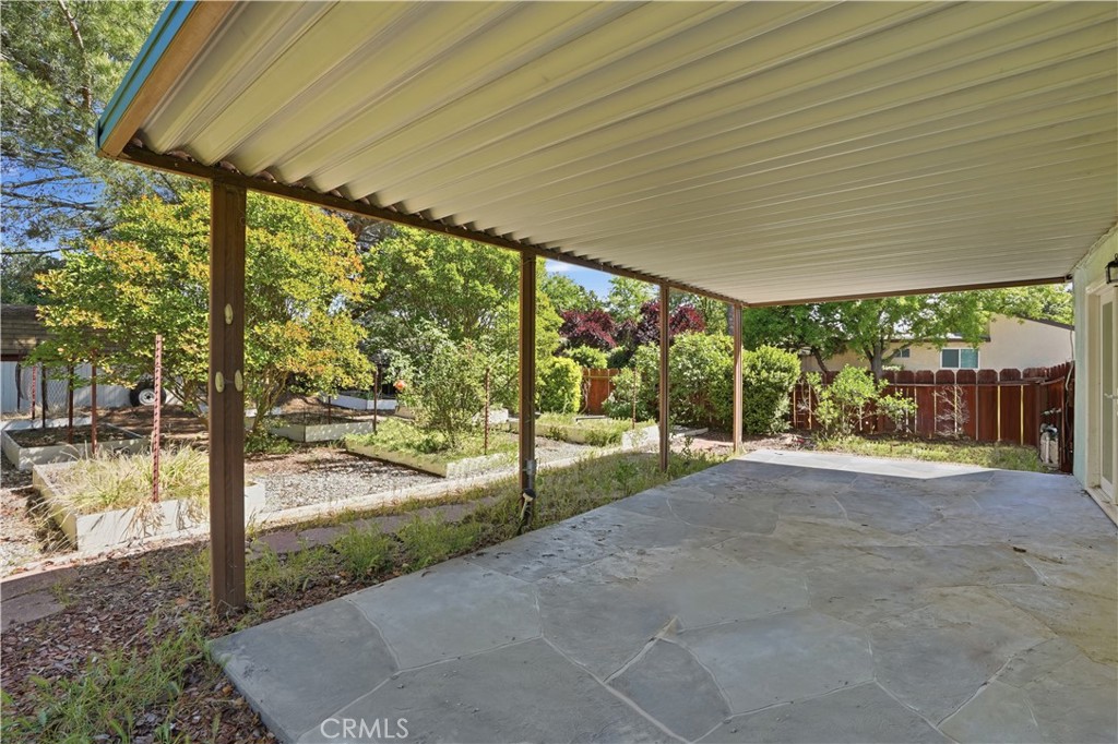 1740 Westfield Road Paso Robles, CA 93446 - Photo 15 of 18 Backyard Patio