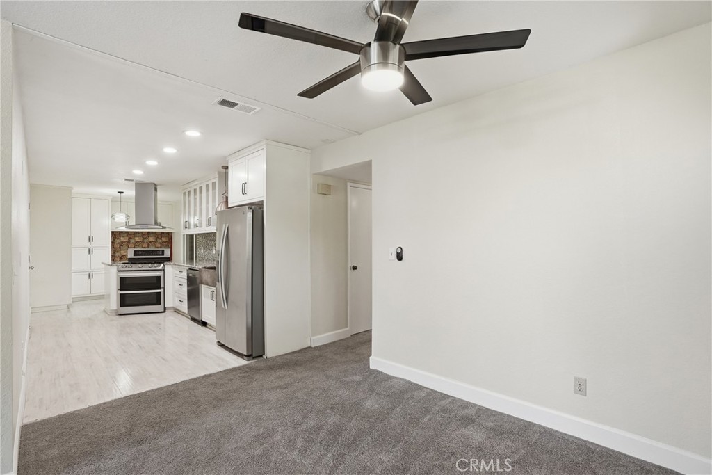 1740 Westfield Road Paso Robles, CA 93446 - Photo 5 of 18 Dining Area + Kitchen