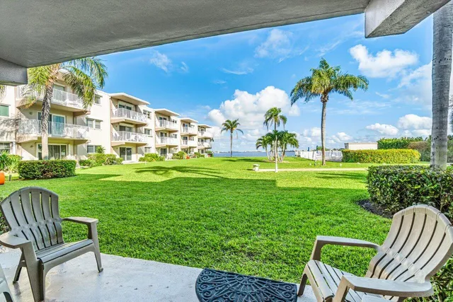 $5,500 | 311 East Ocean Avenue, Unit 103, Lantana, FL 33462