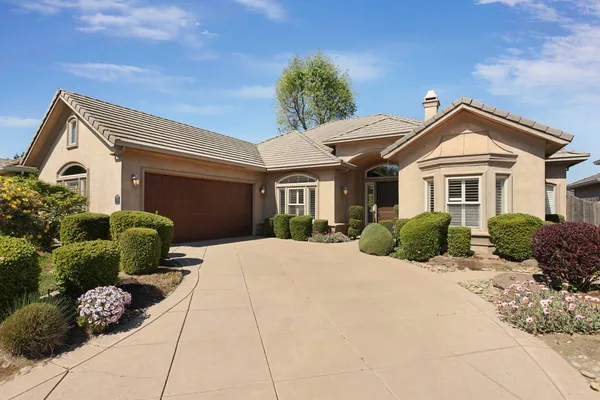 $875,000 | 2735 Bristol Lane, Lodi, CA 95242