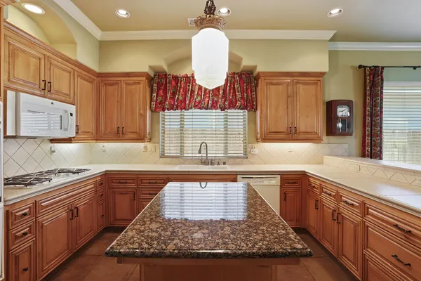 $875,000 | 2735 Bristol Lane, Lodi, CA 95242