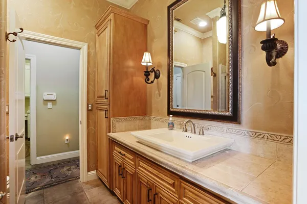 $875,000 | 2735 Bristol Lane, Lodi, CA 95242