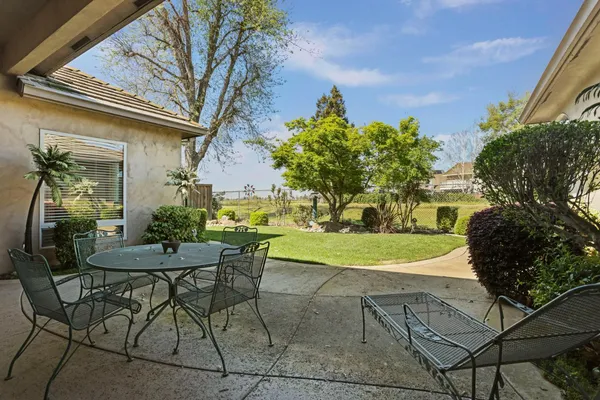 $875,000 | 2735 Bristol Lane, Lodi, CA 95242