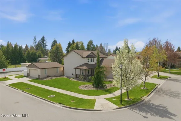 $825,000 | 621 East Round Up Circle, Hayden, ID 83835