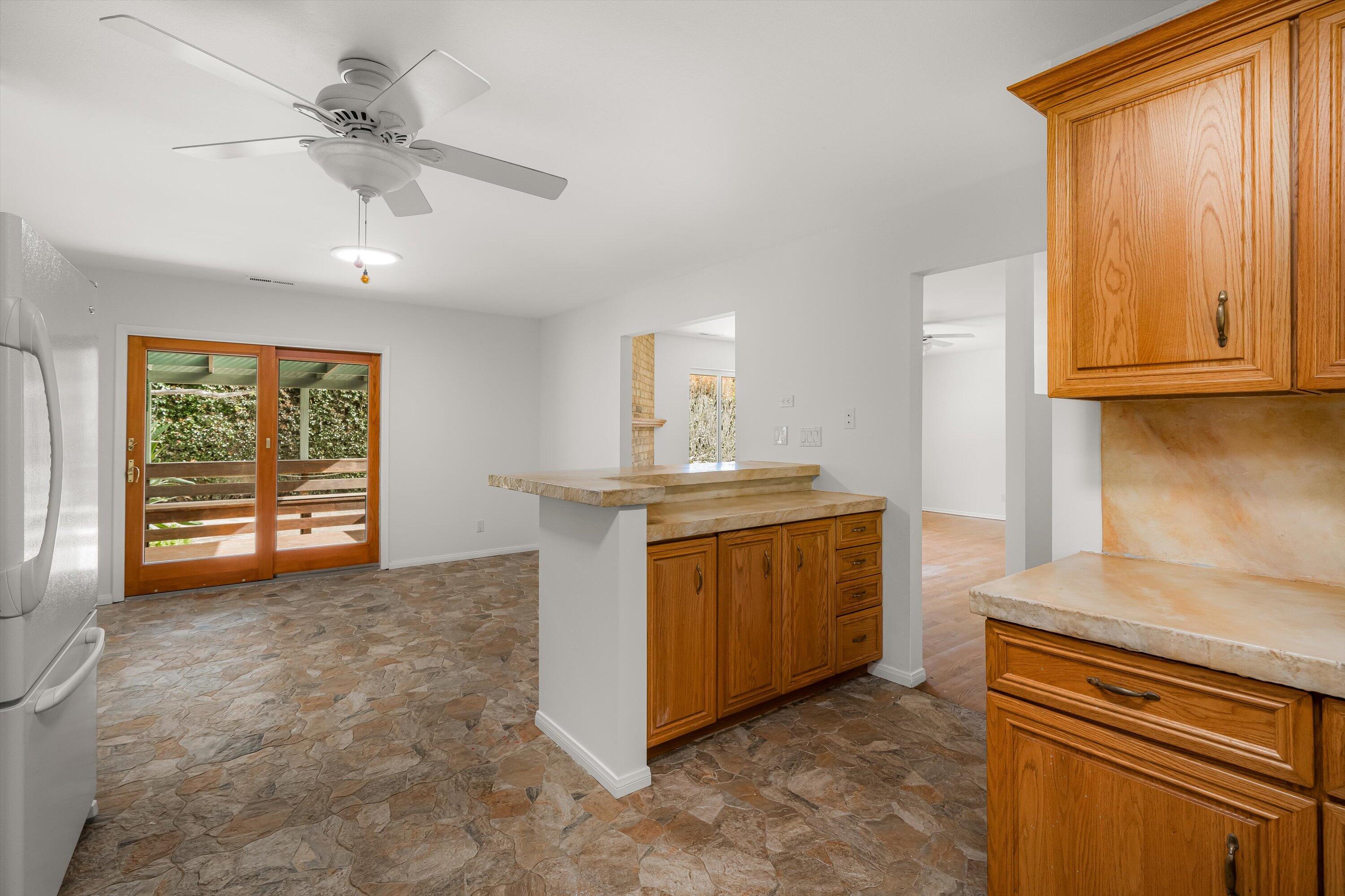 56 La Vuelta Road Montecito, CA 93108 - Photo 13 of 62 10-A7503909