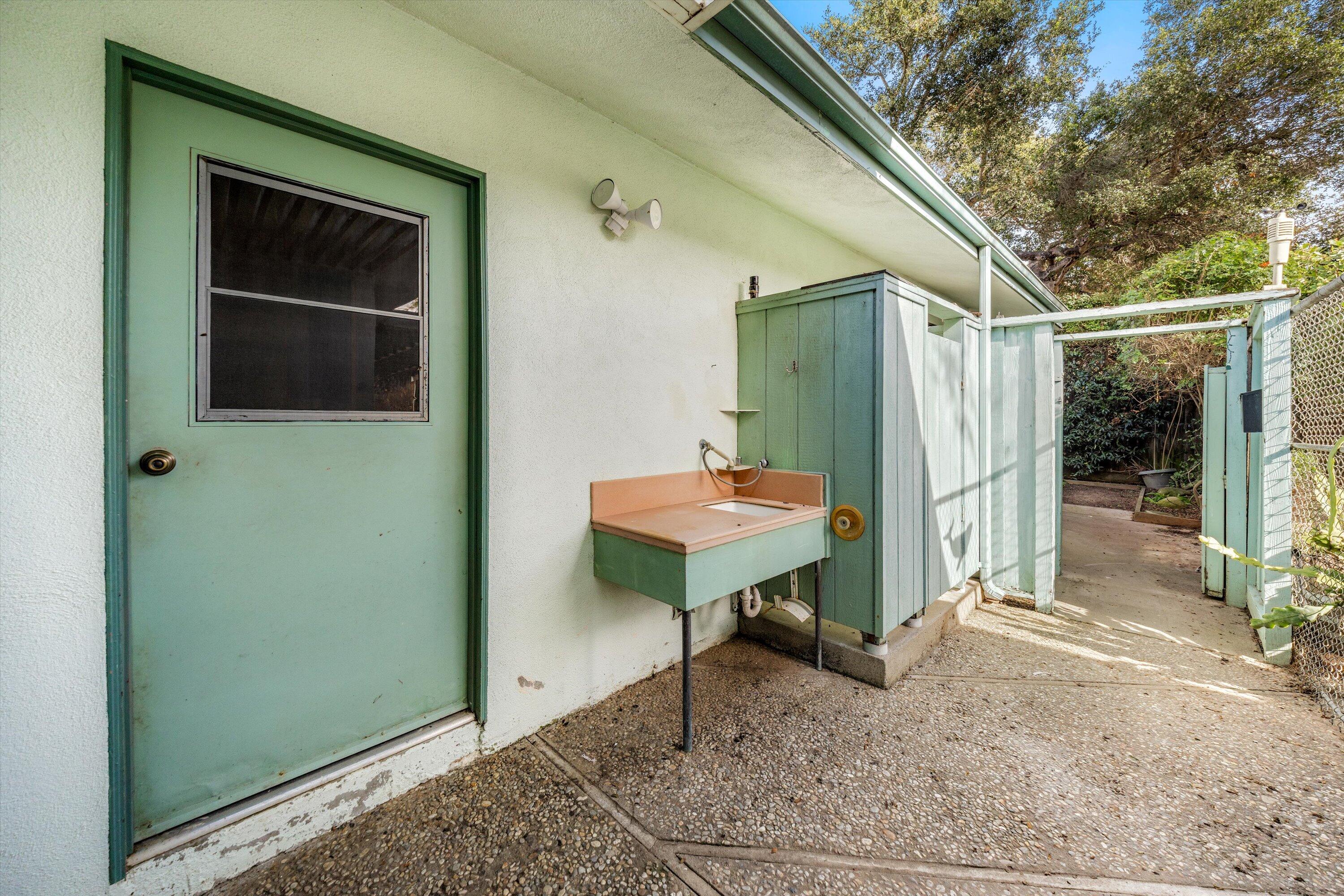 56 La Vuelta Road Montecito, CA 93108 - Photo 29 of 62 26-7L5A3124