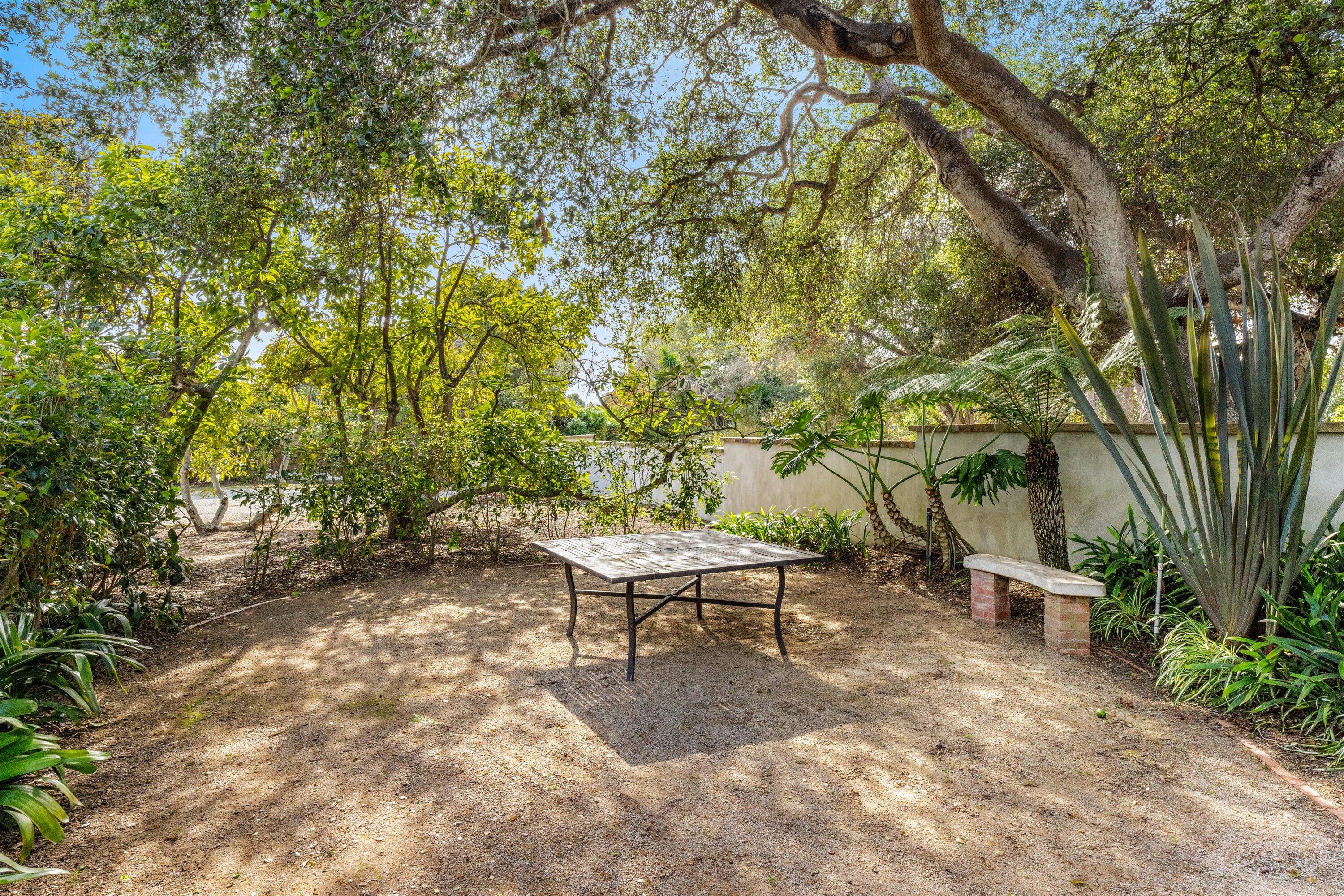 56 La Vuelta Road Montecito, CA 93108 - Photo 42 of 62 39-7L5A3109