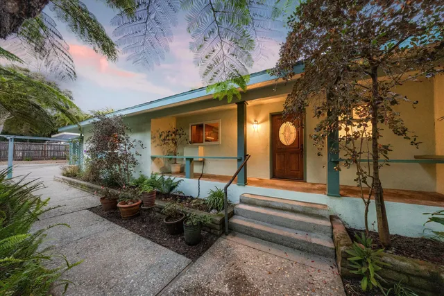 $2,995,000 | 56 La Vuelta Road, Montecito, CA 93108