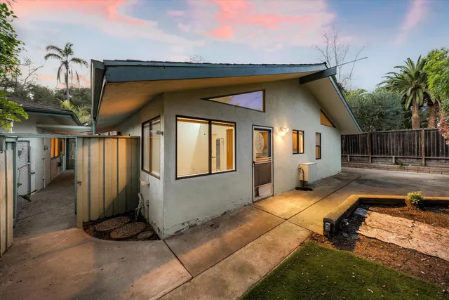 $2,995,000 | 56 La Vuelta Road, Montecito, CA 93108